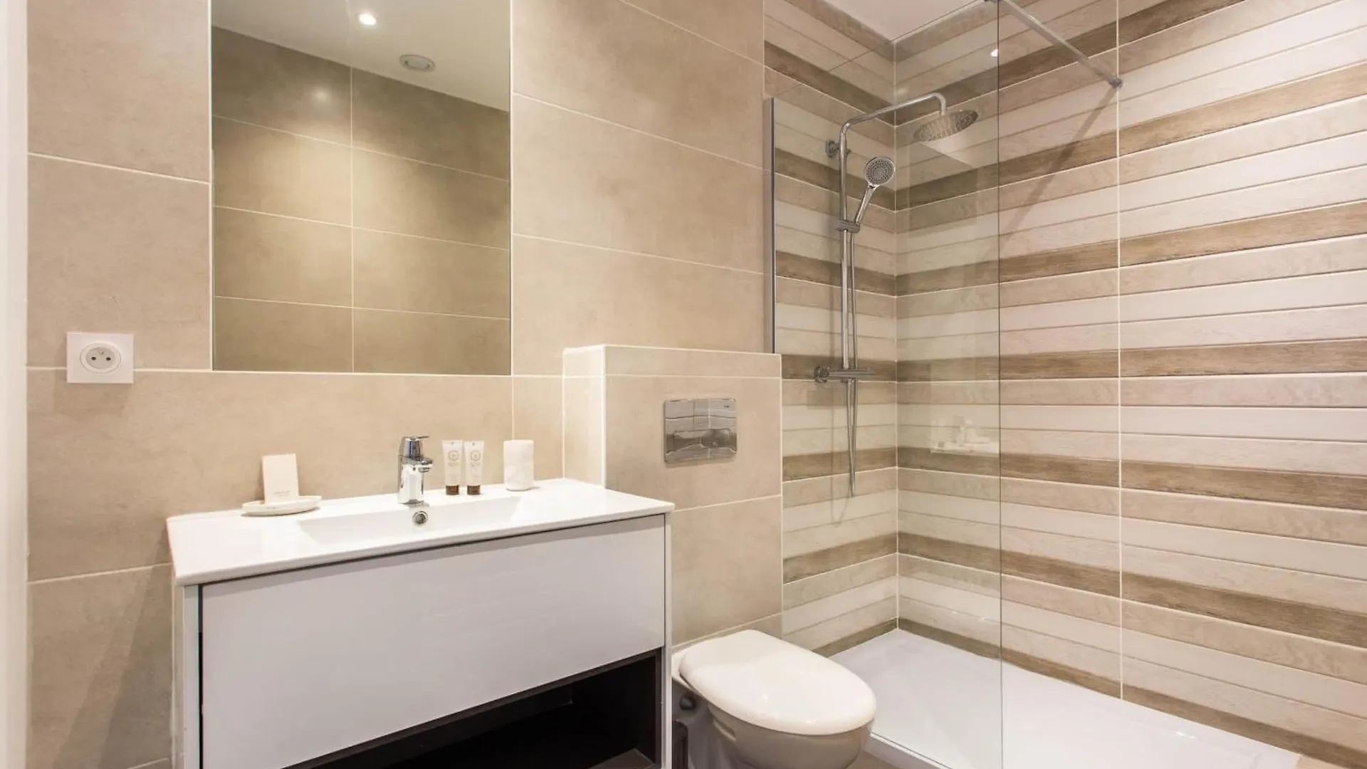 Amazing Apartment - 2Br 6P - Aligre Paris