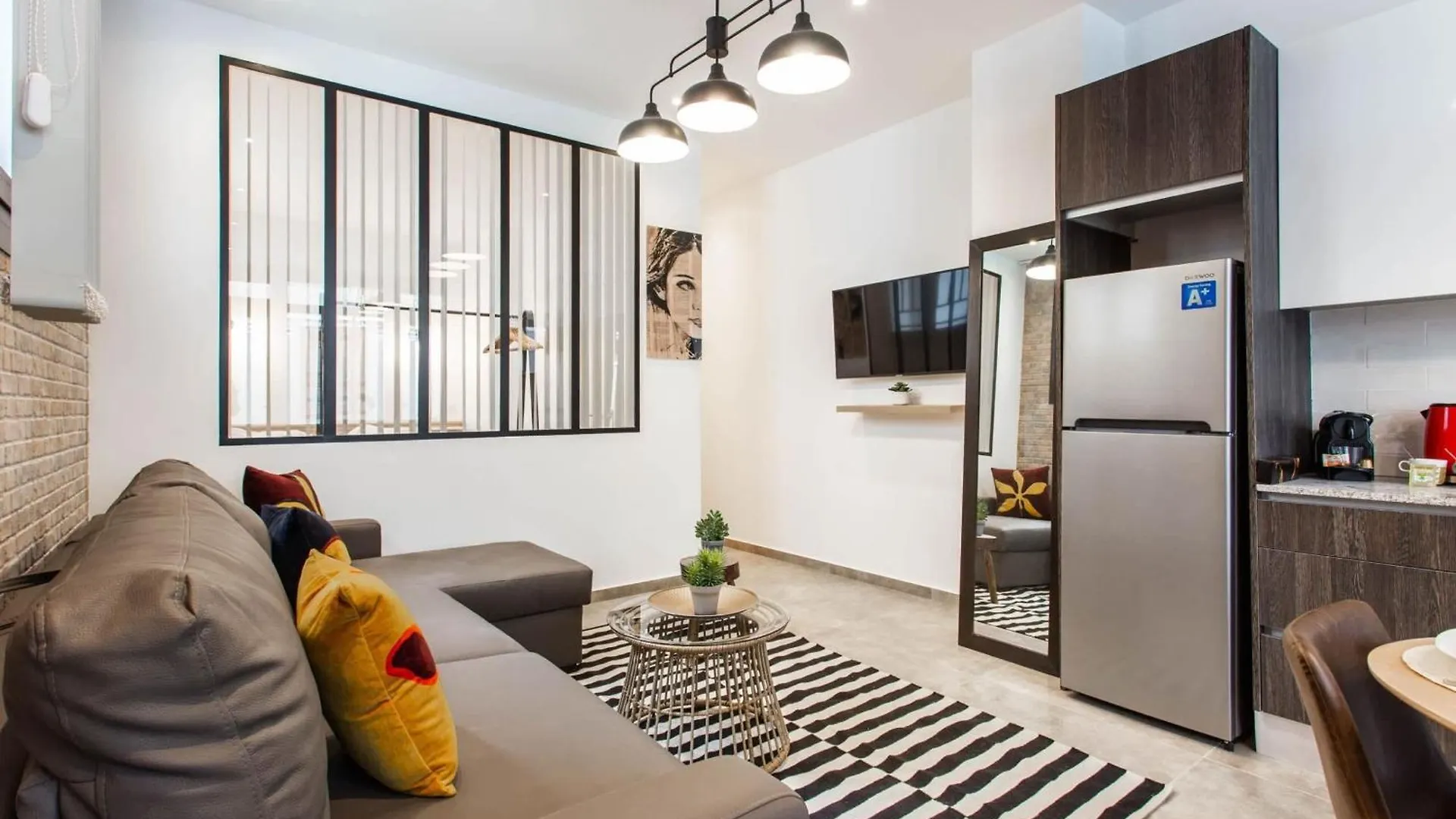 Amazing Apartment - 2Br 6P - Aligre Париж 0*,  Франция
